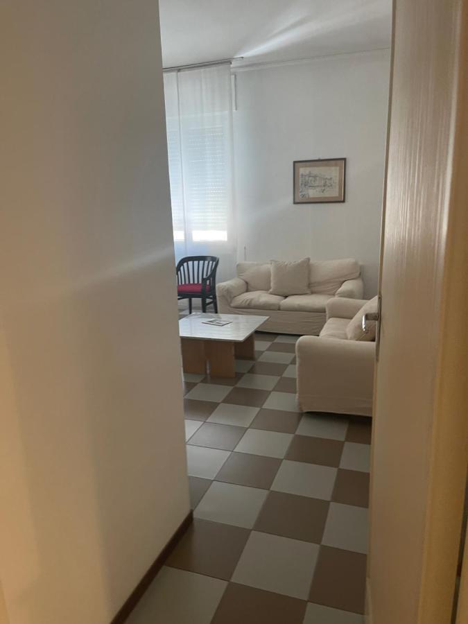 Central Home La Spezia Buitenkant foto
